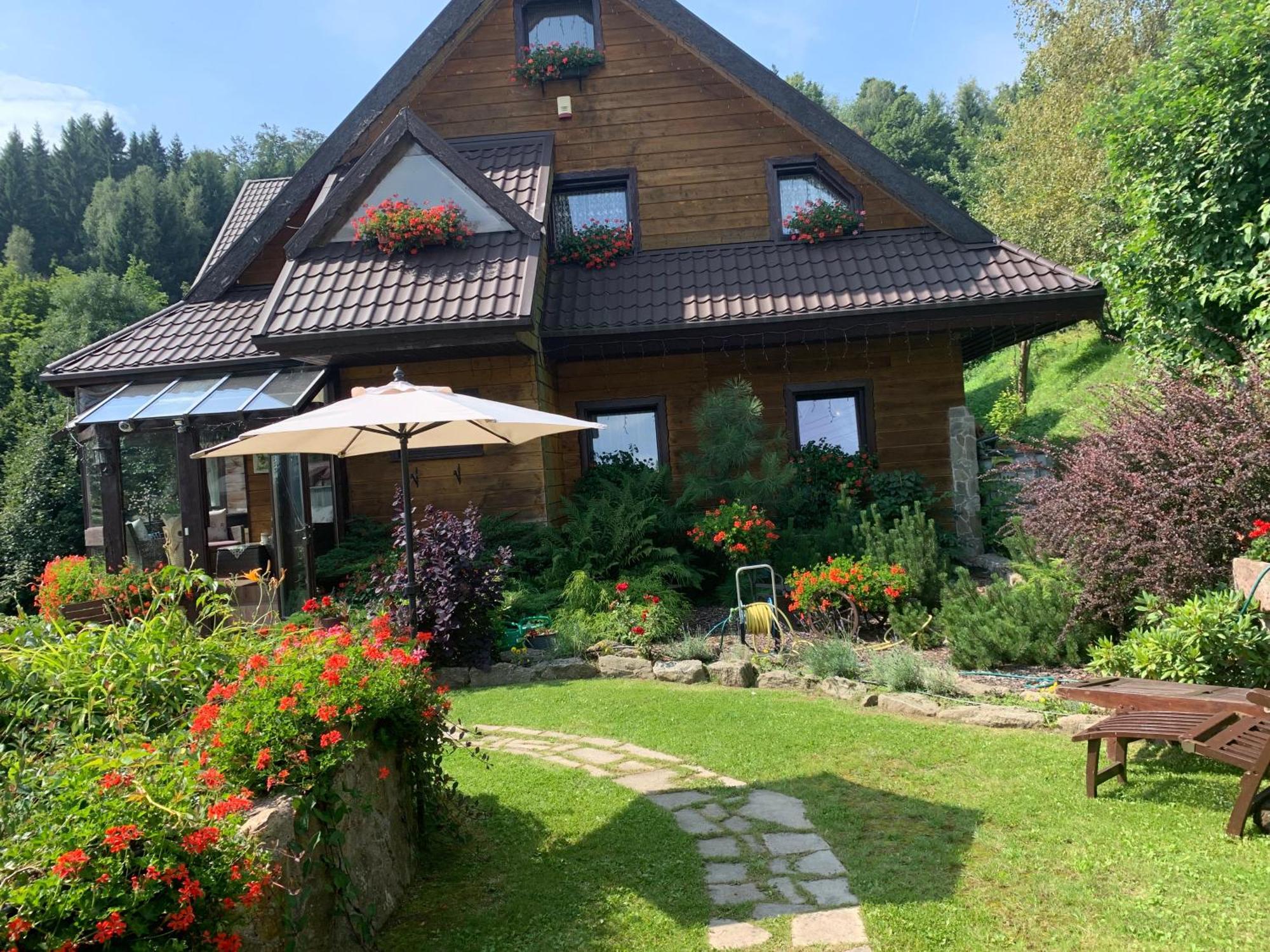 Agropajda Villa Sokolec Buitenkant foto